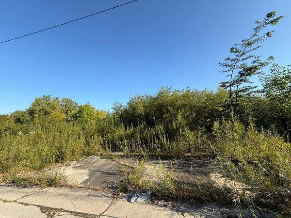 2.19 Acres of Residential Land for Sale in Milwaukee, Wisconsin