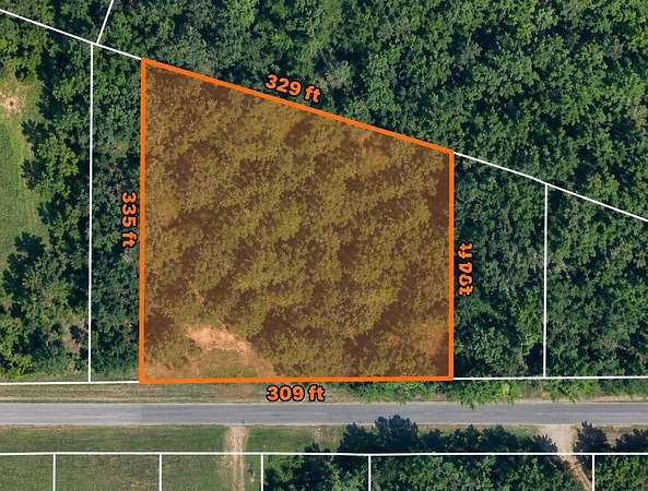 2 Acres of Residential Land for Sale in Como, Mississippi