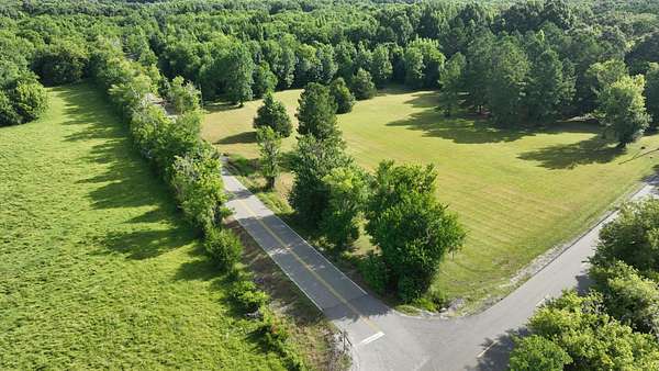 7 Acres of Land for Sale in Pike Road, Alabama