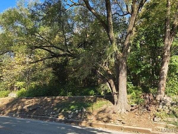 0.05 Acres of Residential Land for Sale in Hannibal, Missouri