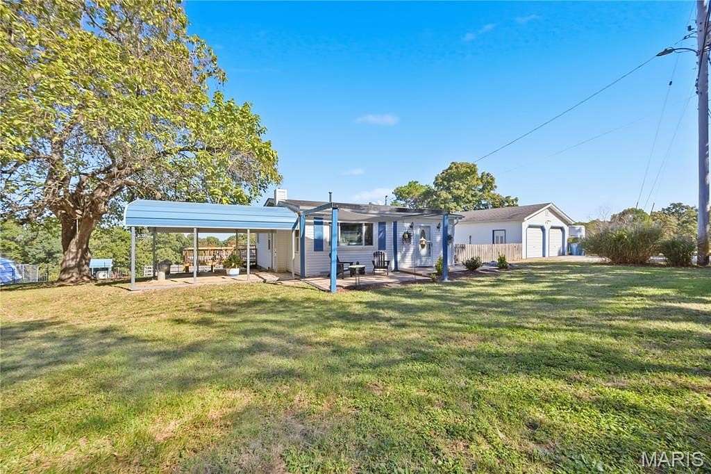 6 Acres of Land with Home for Sale in Hillsboro, Missouri