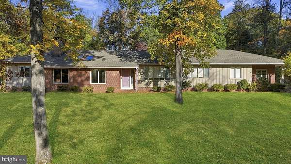 1.6 Acres of Land with Home for Lease in Titusville, New Jersey