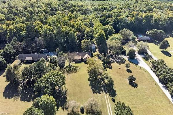 4.7 Acres of Land with Home for Sale in Windsor, Virginia