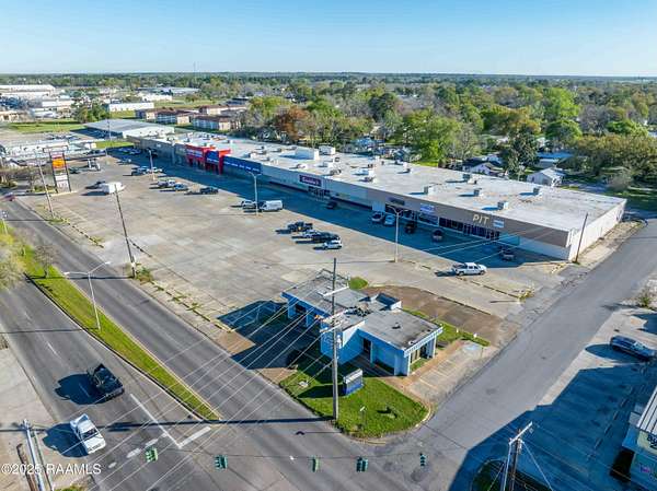 4 Acres of Improved Commercial Land for Lease in Crowley, Louisiana