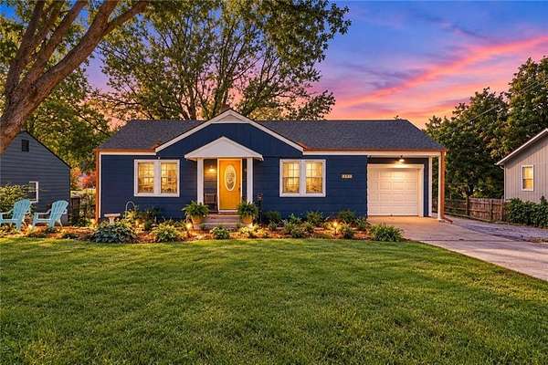 19.7 Acres of Land with Home for Sale in Independence, Missouri