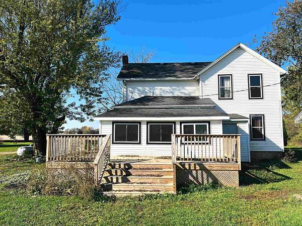 5 Acres of Land with Home for Sale in Pearl City, Illinois