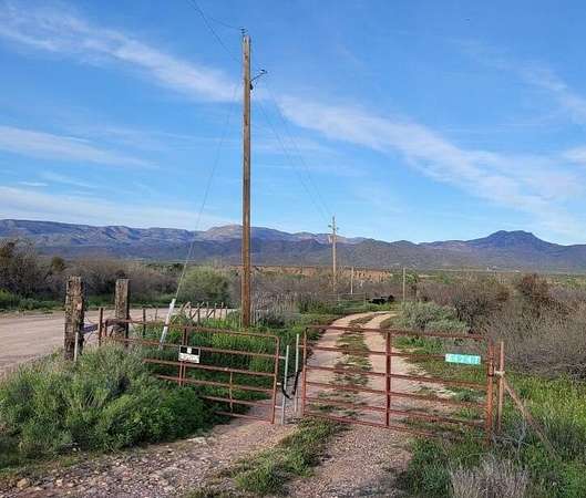 5.89 Acres of Land for Sale in Tonto Basin, Arizona