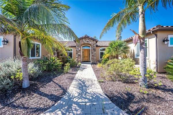 5 Acres of Land with Home for Sale in Bonsall, California