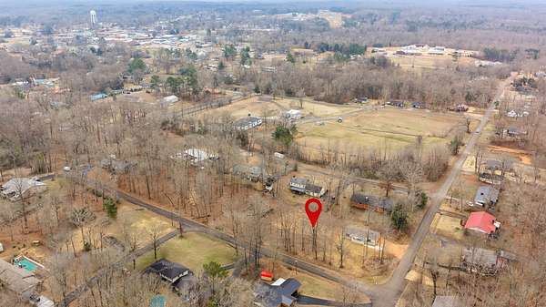 0.33 Acres of Residential Land for Sale in Parsons, Tennessee