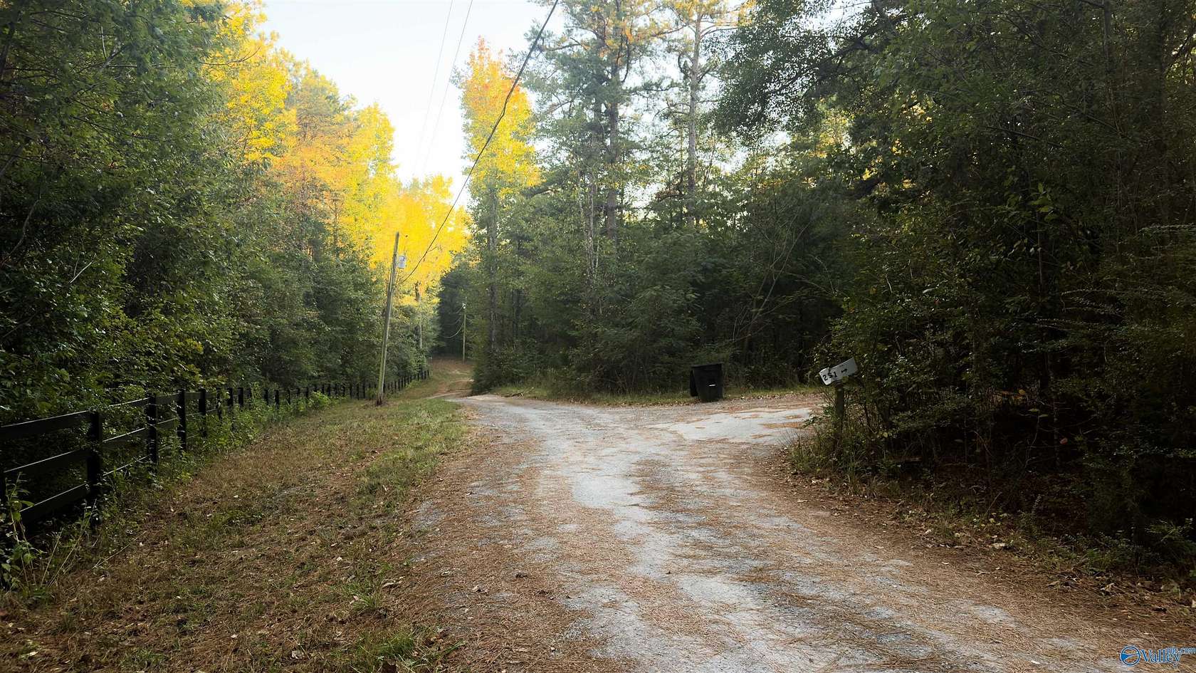 6 Acres of Residential Land for Sale in Guntersville, Alabama