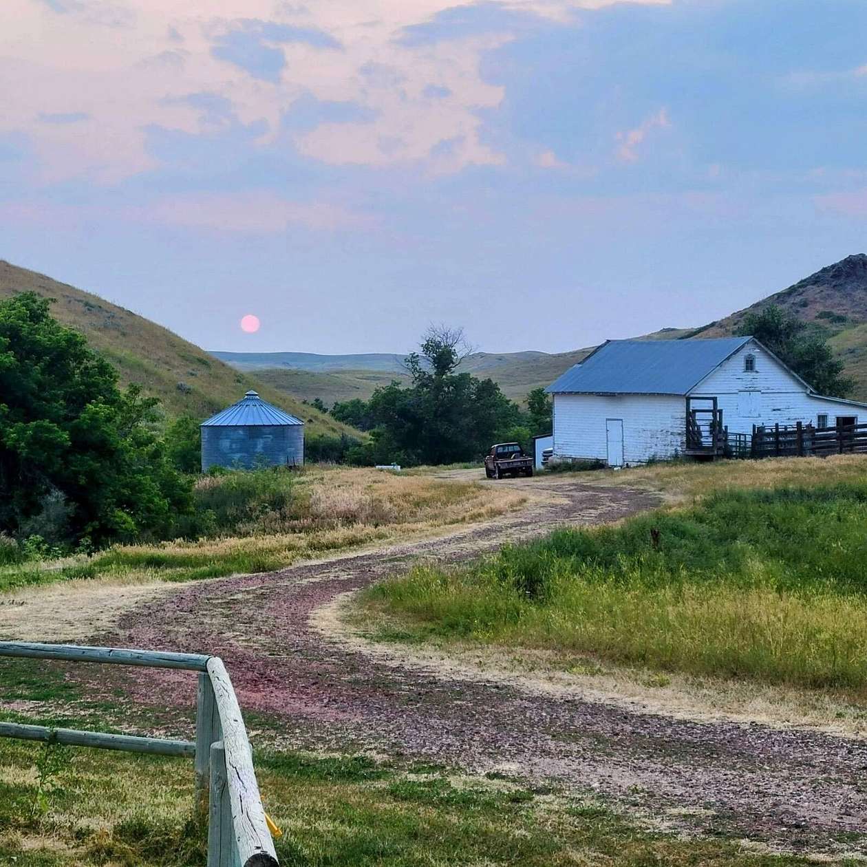 121 Acres of Agricultural Land with Home for Sale in Clearmont, Wyoming