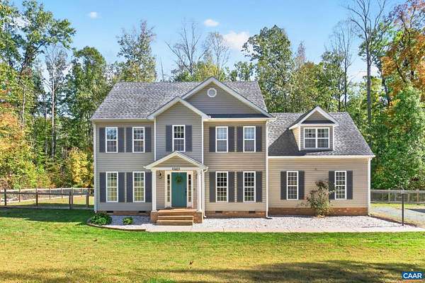 1.63 Acres of Land with Home for Sale in Louisa, Virginia