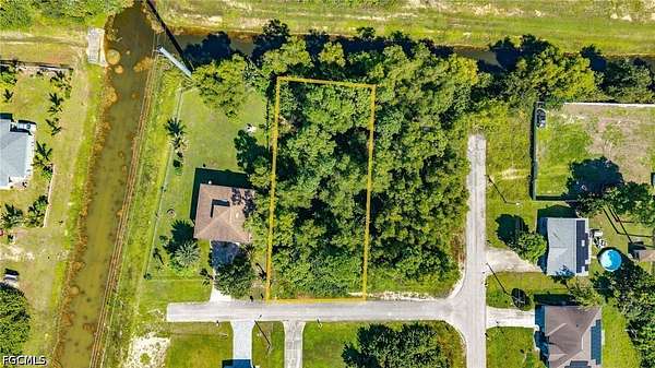 0.33 Acres of Residential Land for Sale in Lehigh Acres, Florida