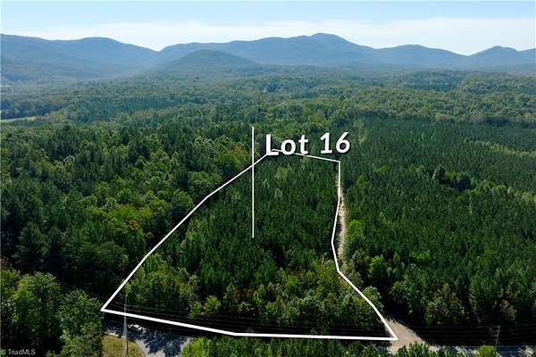 2.3 Acres of Residential Land for Sale in Morganton, North Carolina