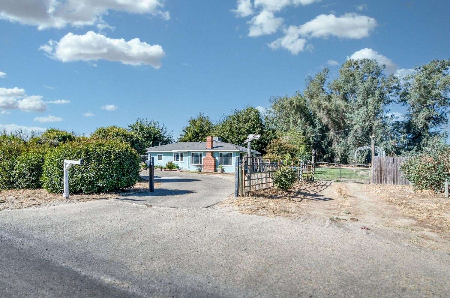 2.1 Acres of Land with Home for Sale in Del Rey, California