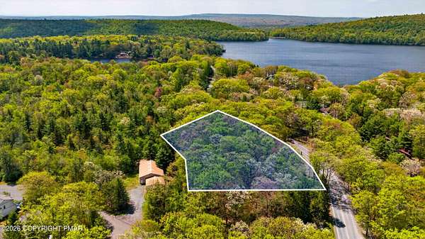 1.16 Acres of Mixed-Use Land for Sale in Lake Harmony, Pennsylvania