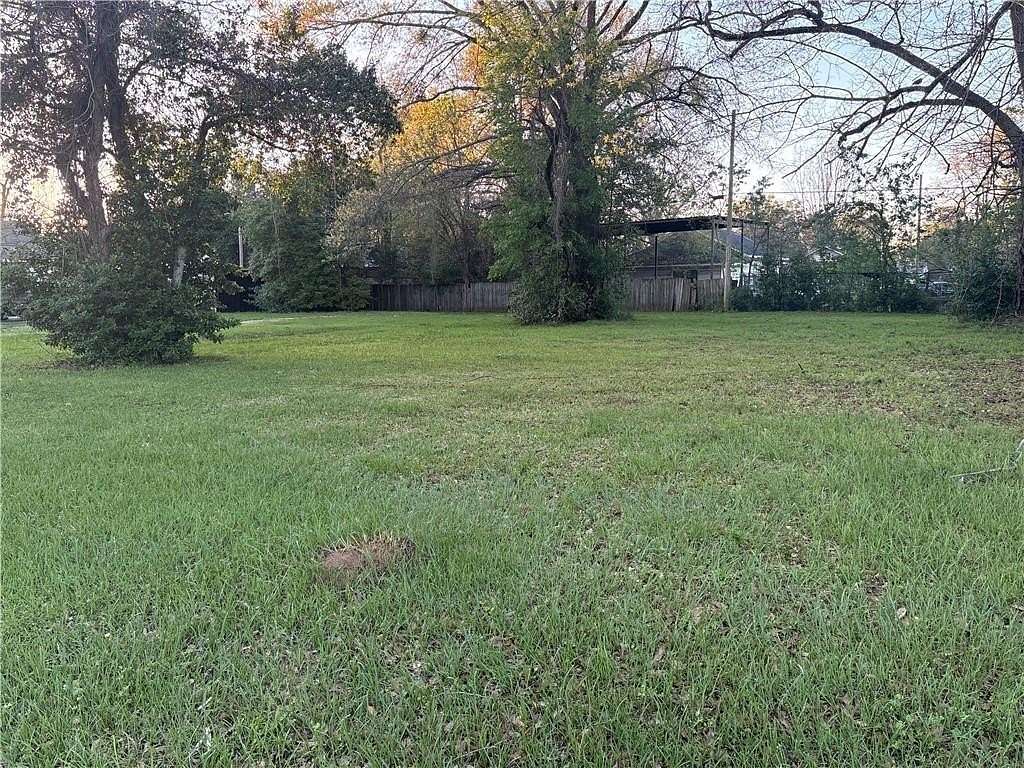 0.12 Acres of Mixed-Use Land for Sale in Alexandria, Louisiana