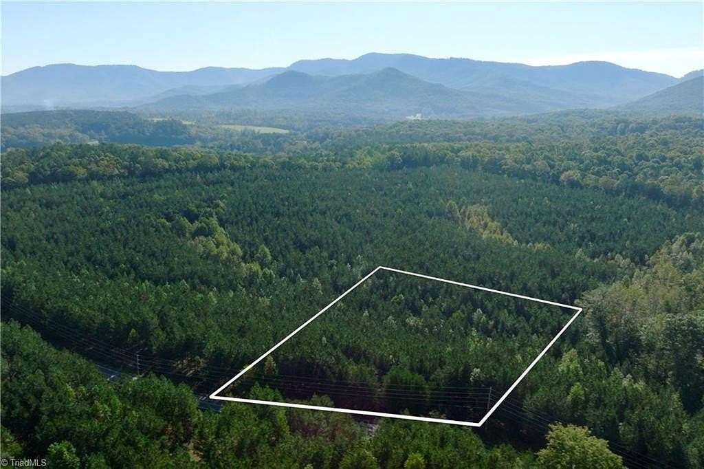 1.4 Acres of Residential Land for Sale in Morganton, North Carolina