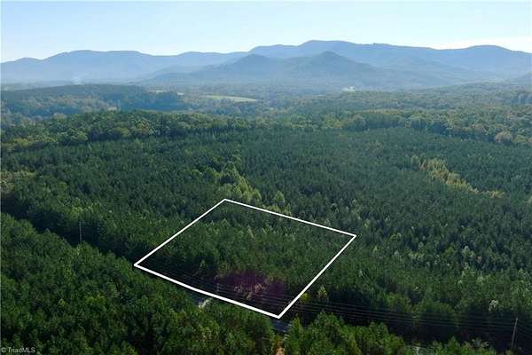 1.59 Acres of Residential Land for Sale in Morganton, North Carolina