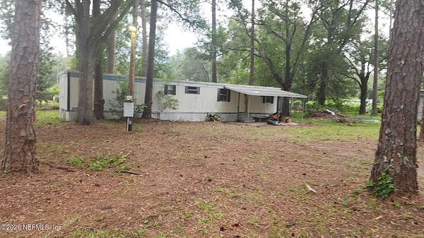 2 Acres of Land with Home for Lease in Jacksonville, Florida