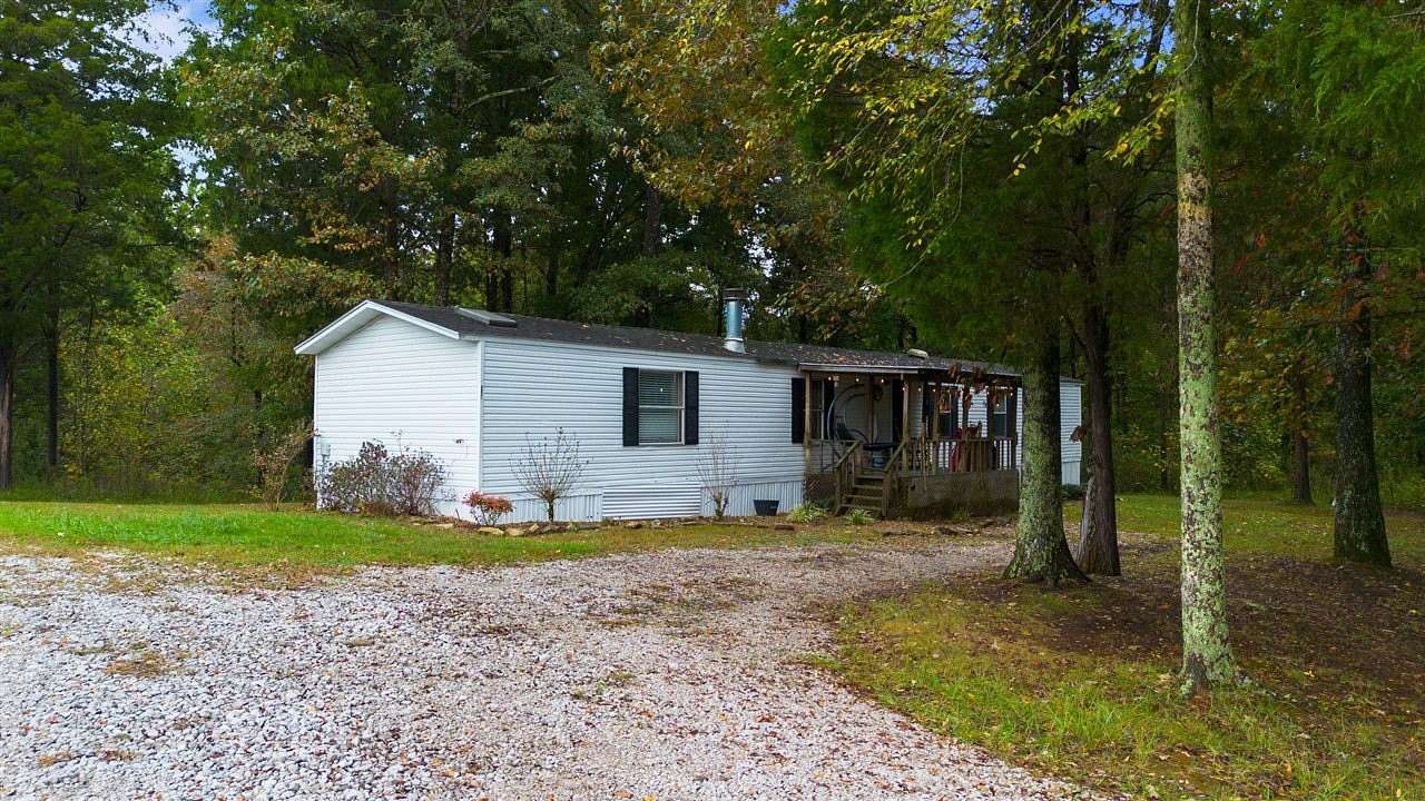13 Acres of Land with Home for Sale in Brownsville, Kentucky