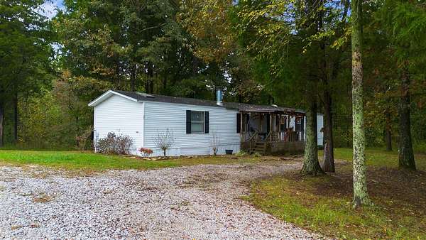 13 Acres of Land with Home for Sale in Brownsville, Kentucky