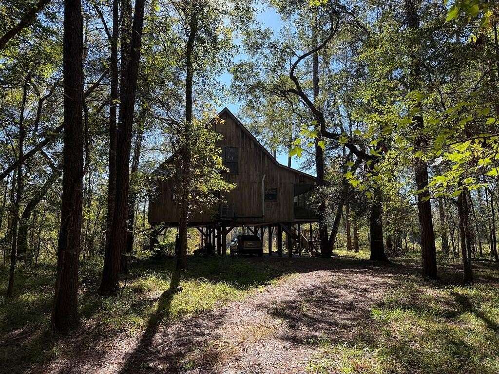 3.24 Acres of Land with Home for Sale in Cairo, Georgia