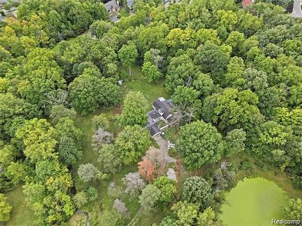2 Acres of Land with Home for Sale in West Bloomfield, Michigan