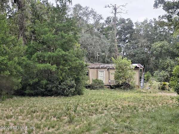 5 Acres of Land with Home for Sale in Branford, Florida