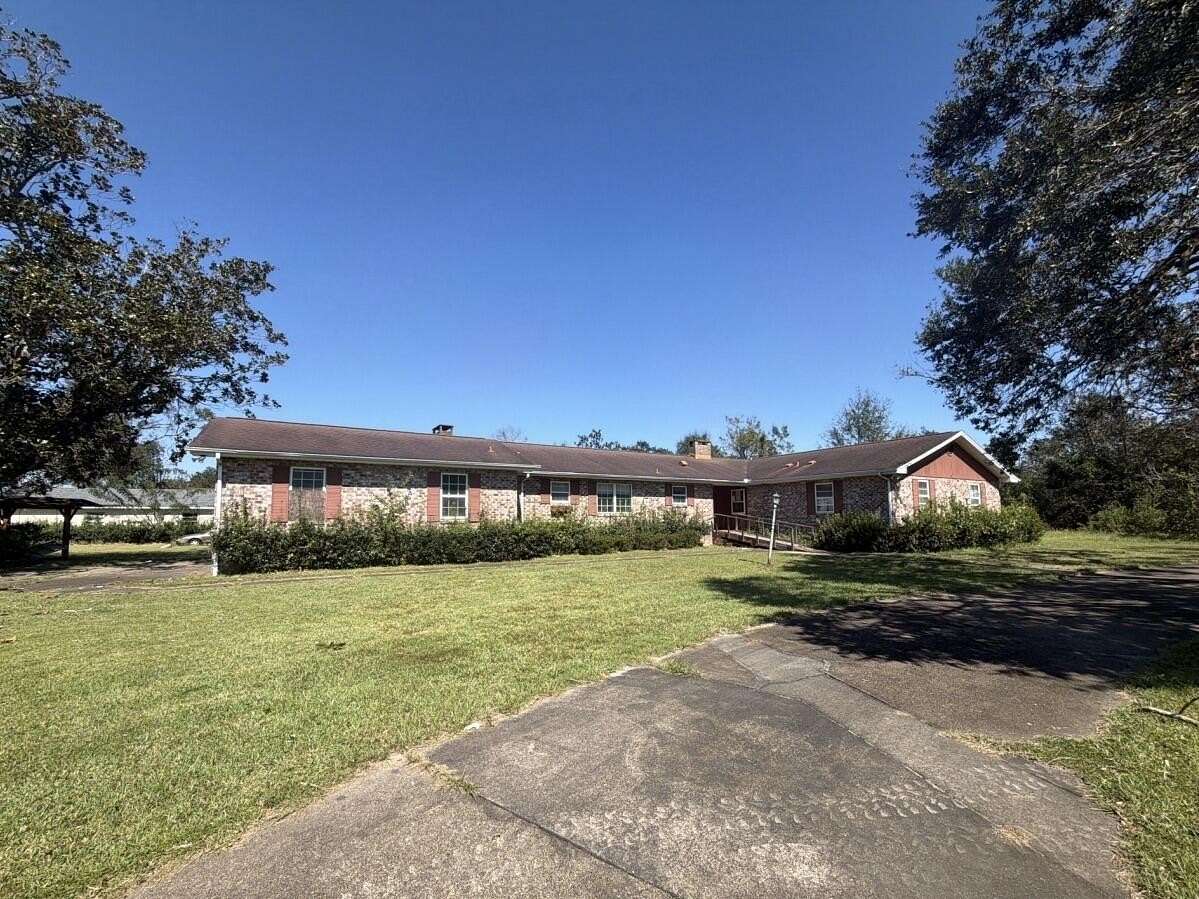 2.23 Acres of Land with Home for Sale in Pace, Florida