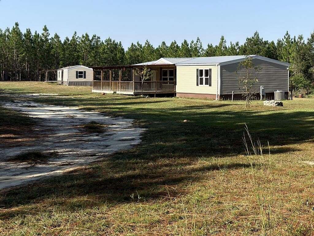 17 Acres of Land with Home for Sale in Andalusia, Alabama