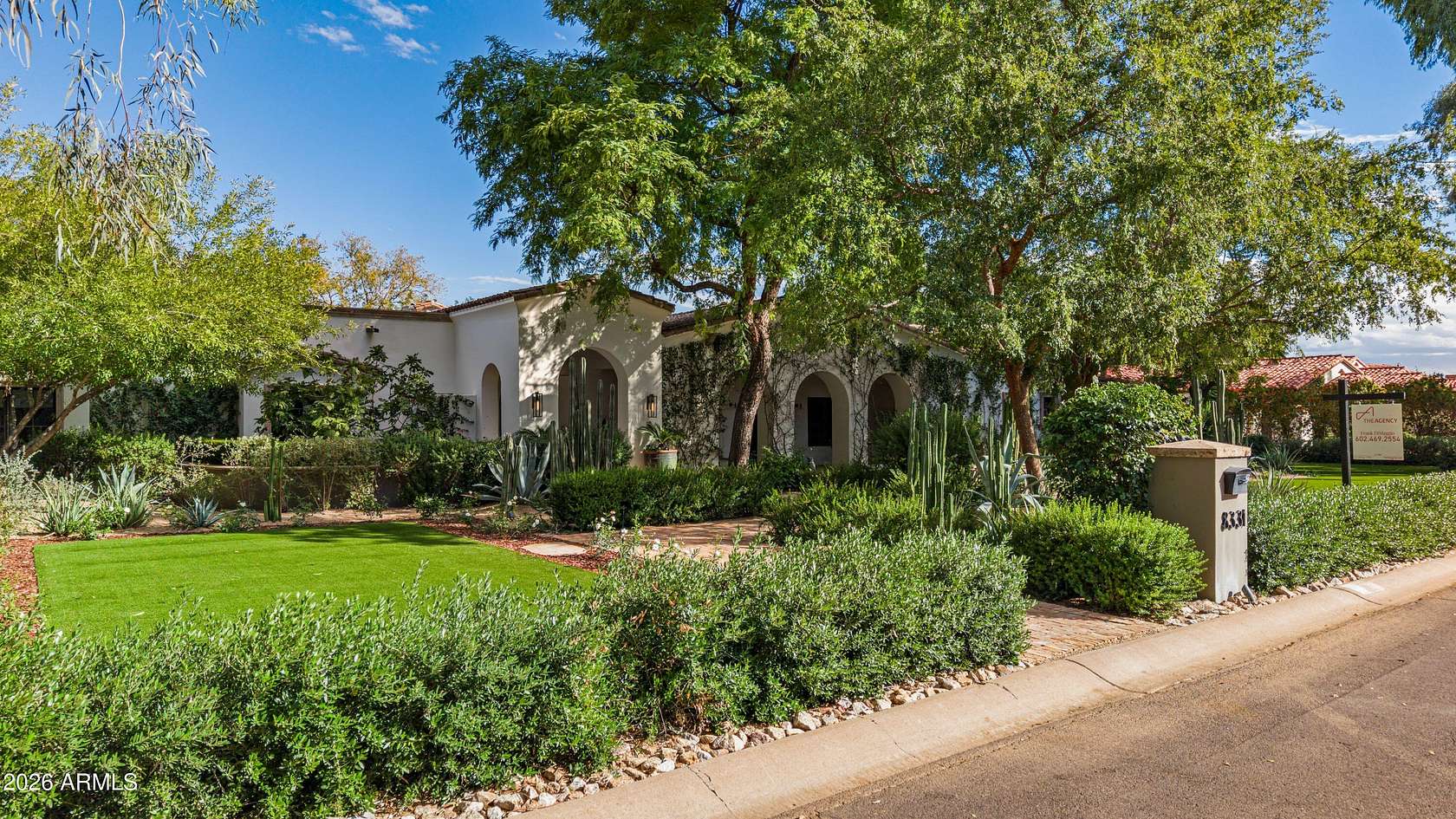1.5 Acres of Land with Home for Sale in Scottsdale, Arizona