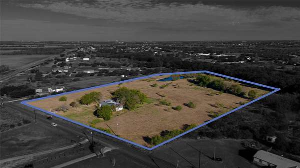 10.2 Acres of Land with Home for Sale in Royse City, Texas