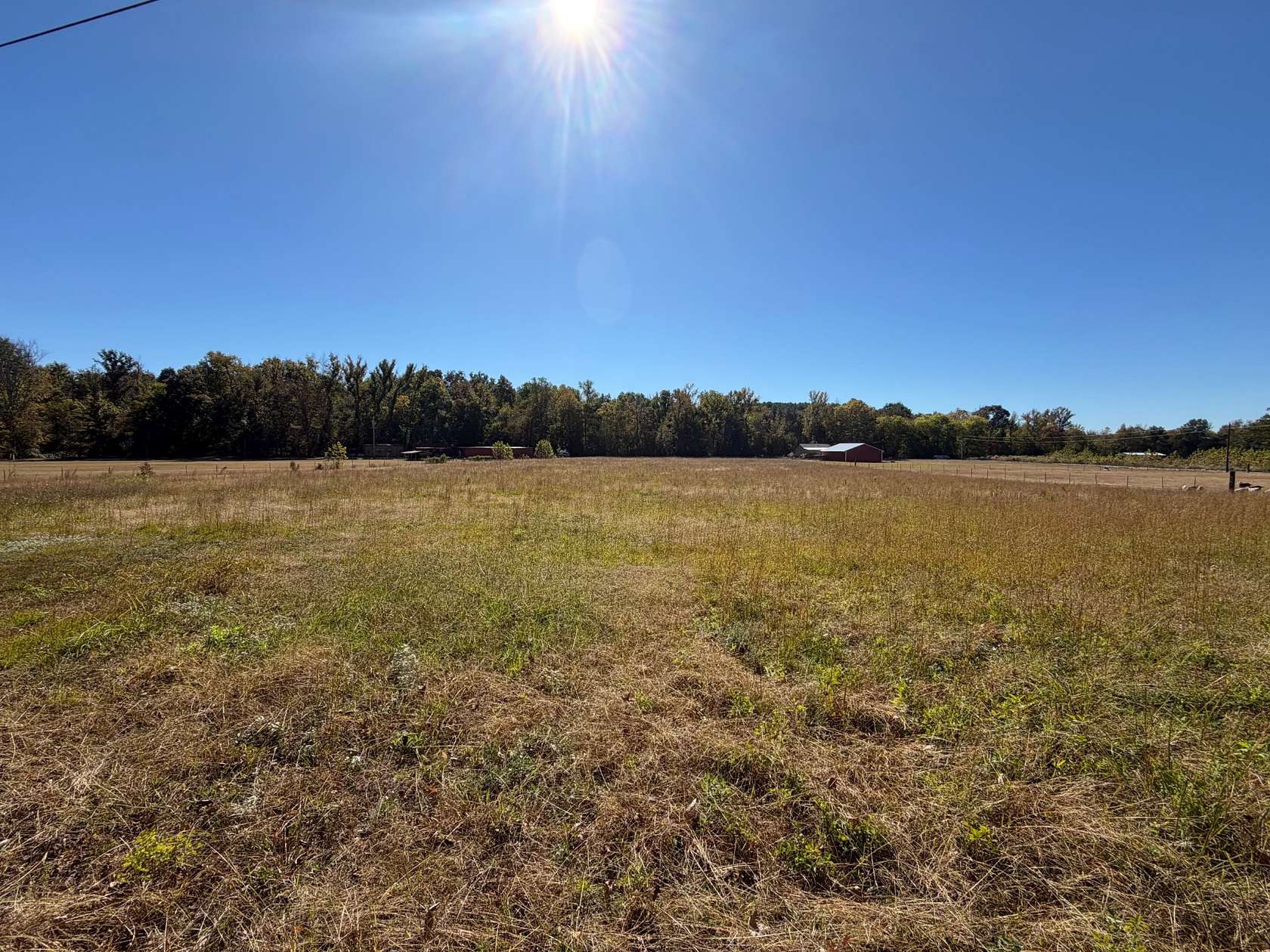 4 Acres of Residential Land for Sale in Big Sandy, Tennessee