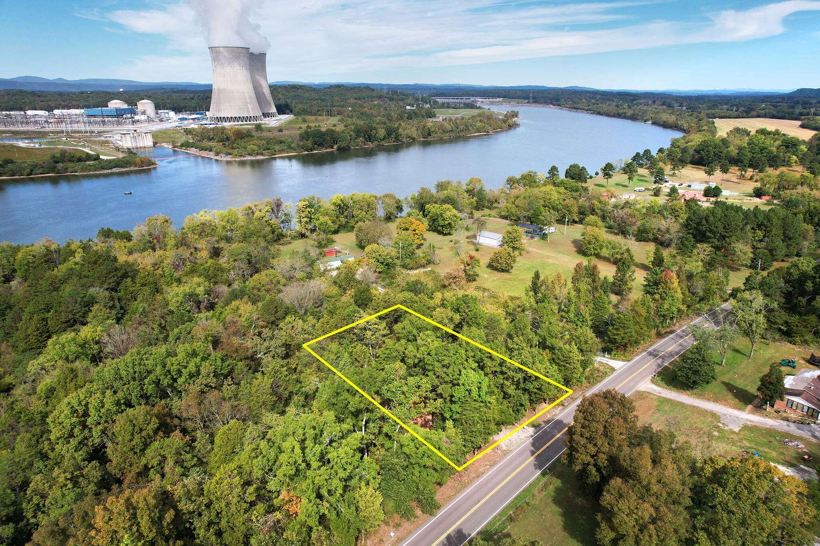 0.51 Acres of Residential Land for Sale in Decatur, Tennessee