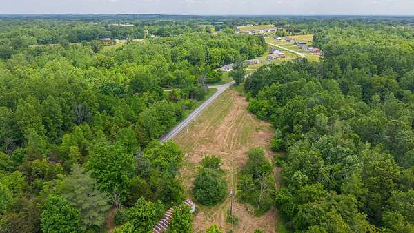 1.28 Acres of Residential Land for Sale in Westmoreland, Tennessee