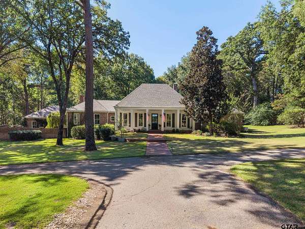 2.1 Acres of Land with Home for Sale in Flint, Texas