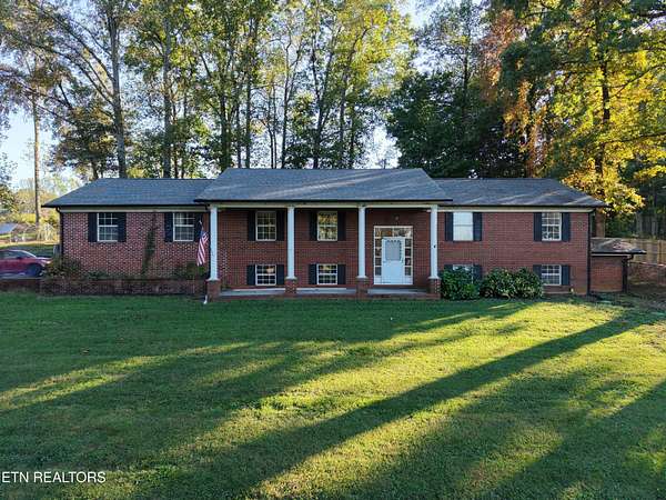 4.33 Acres of Land with Home for Sale in Sweetwater, Tennessee