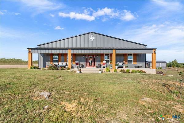 10.1 Acres of Land with Home for Sale in Gatesville, Texas