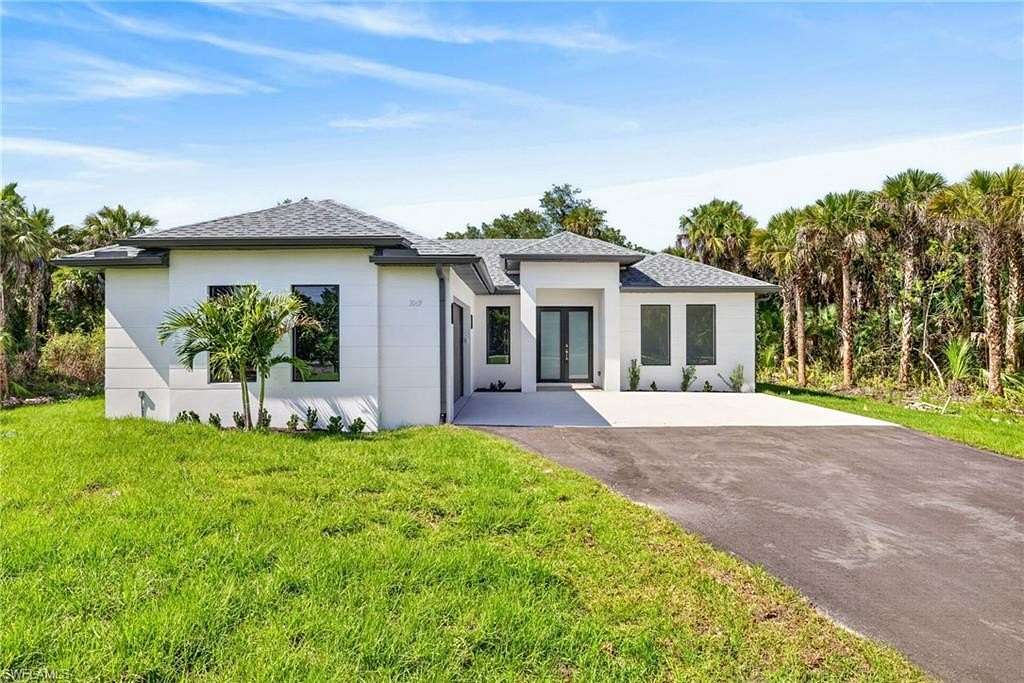 2.27 Acres of Land with Home for Sale in Naples, Florida