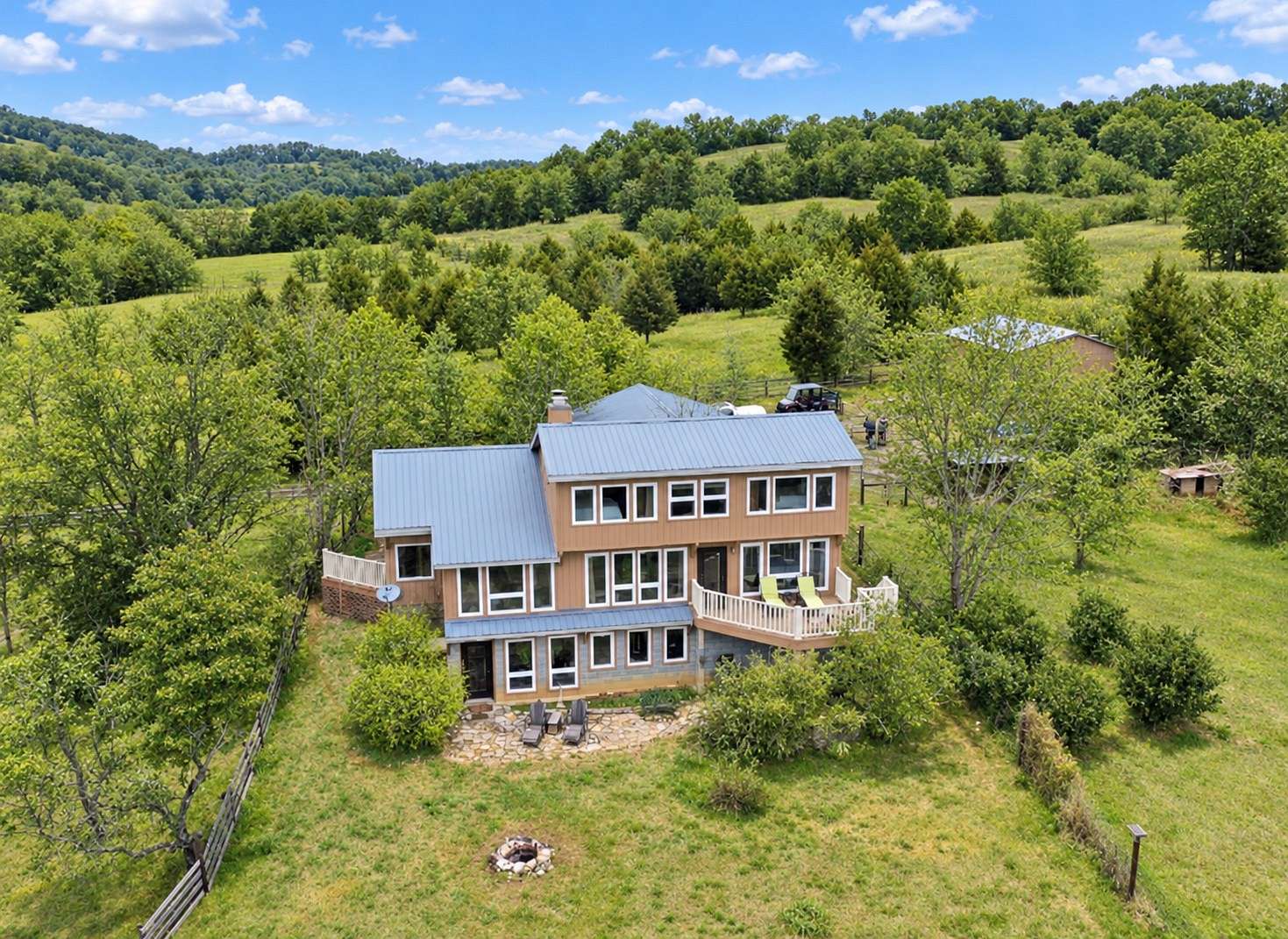 37.4 Acres of Land with Home for Sale in Pulaski, Tennessee