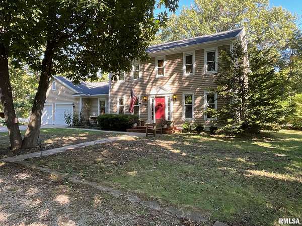 2.84 Acres of Land with Home for Sale in Peoria, Illinois