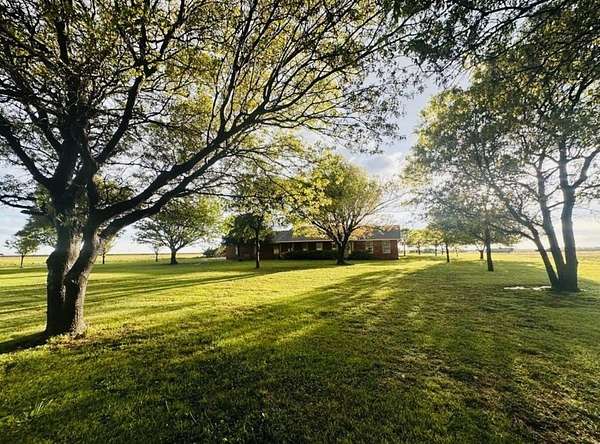5.3 Acres of Land with Home for Sale in Plainview, Texas