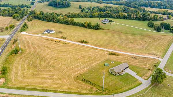 0.86 Acres of Residential Land for Sale in Albany, Kentucky