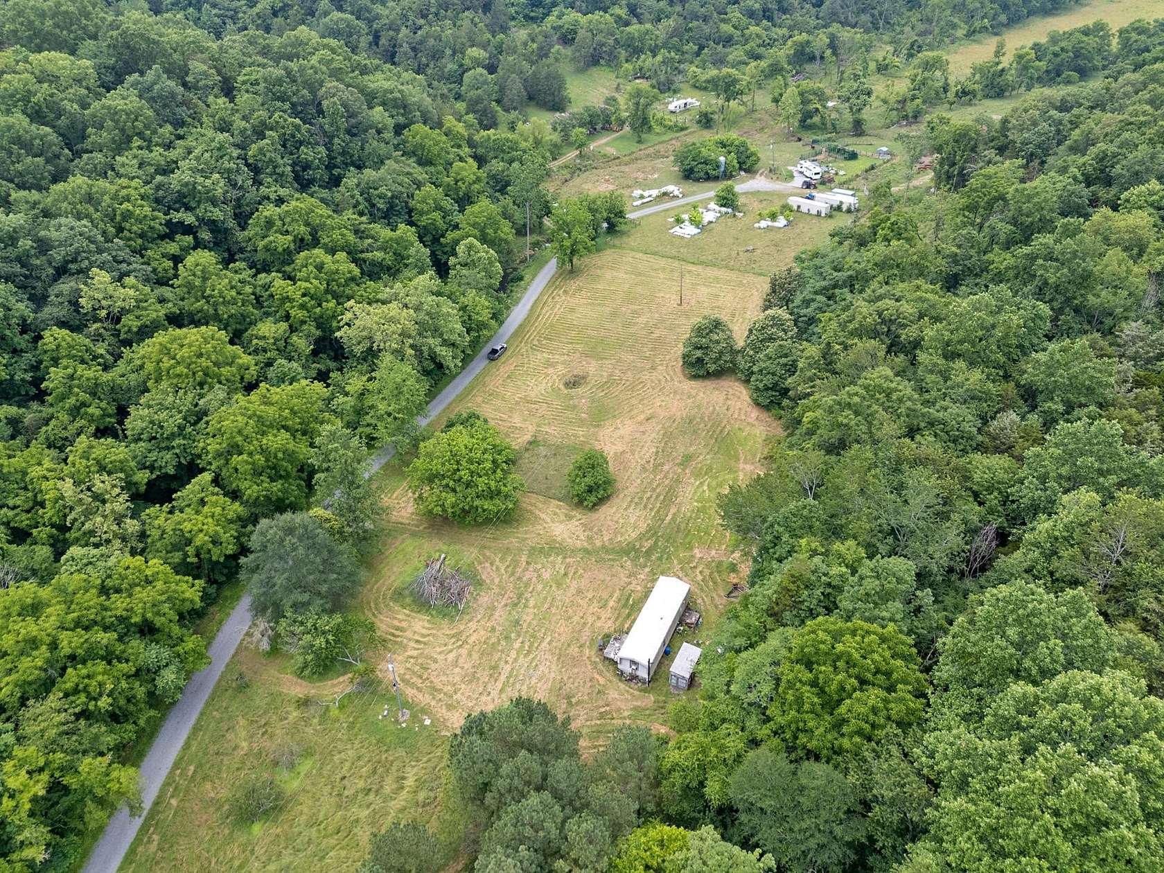 24.7 Acres of Agricultural & Residential Land for Sale in Taft, Tennessee