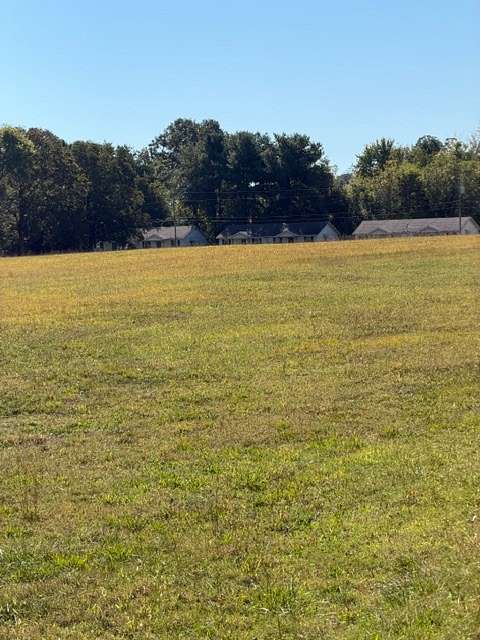 8 Acres of Residential Land for Sale in Decherd, Tennessee