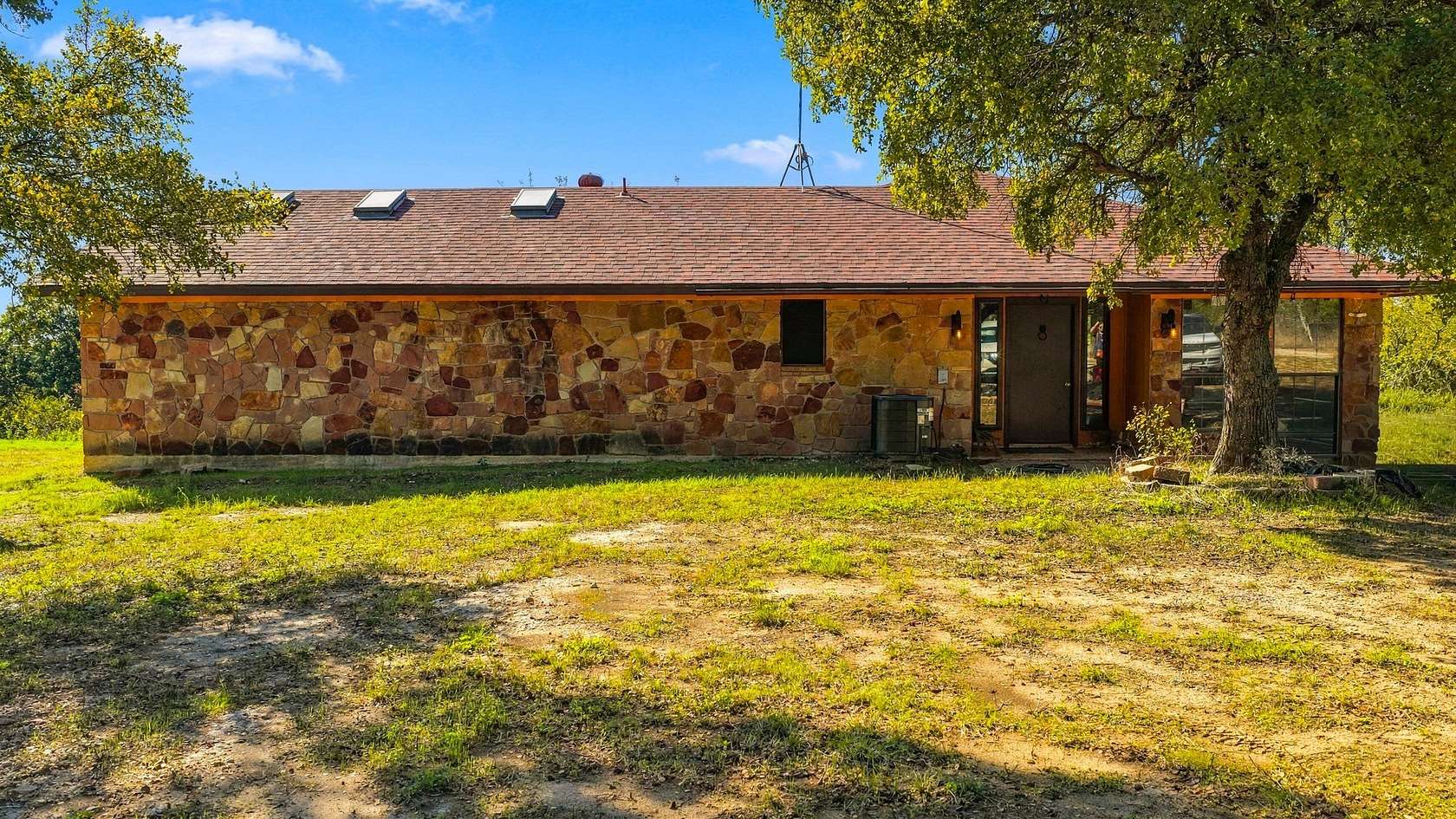 6 Acres of Land with Home for Sale in Azle, Texas