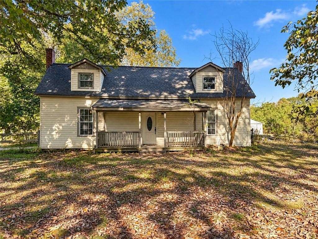 5.12 Acres of Land with Home for Sale in Bowman, Georgia