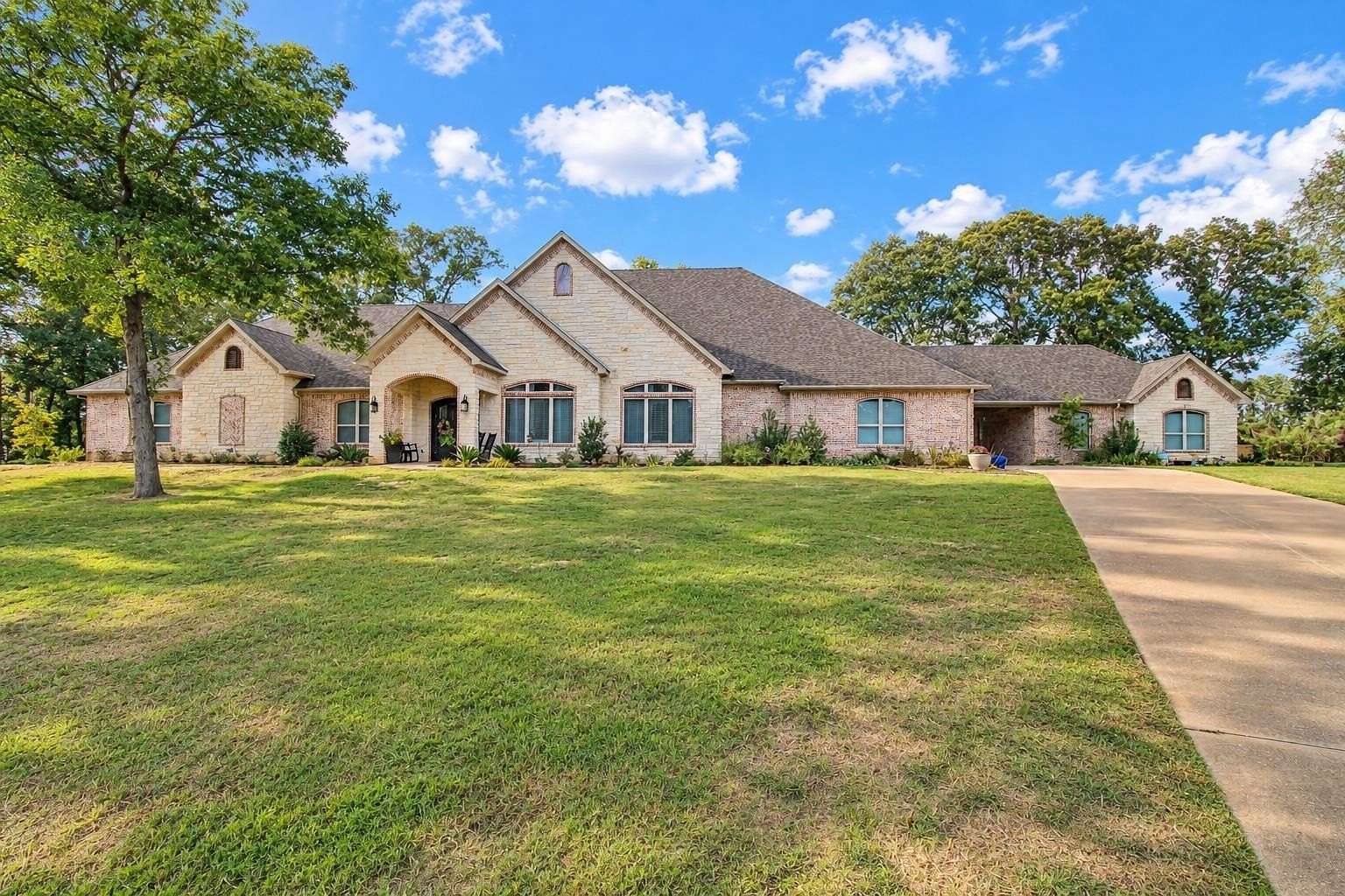 1.75 Acres of Land with Home for Sale in Hallsville, Texas