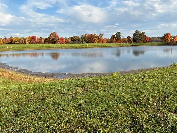 10 Acres of Land for Auction in Middlefield, Ohio